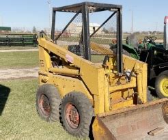 Case 1530B Skid Steer: Robust Specific